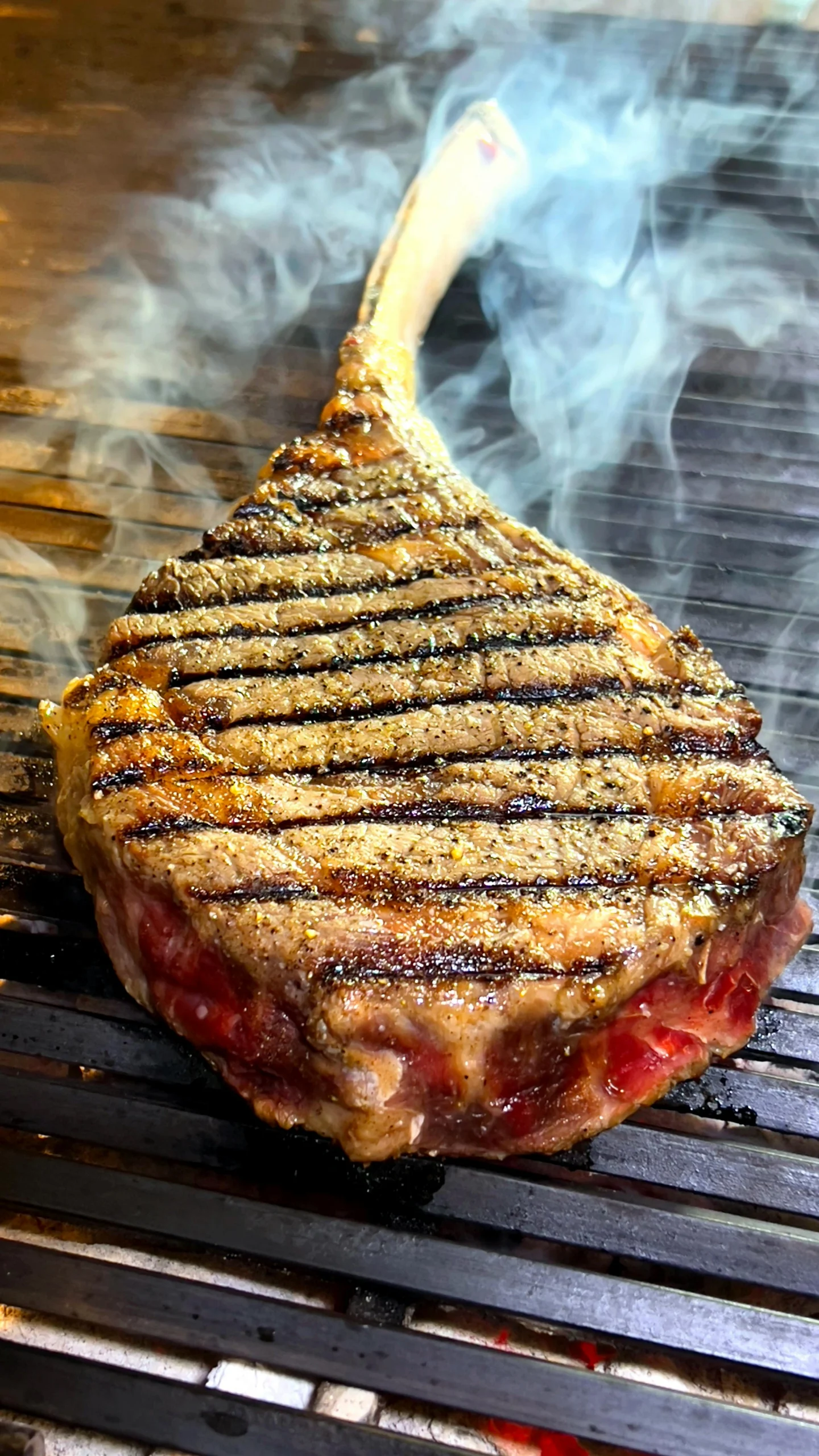 Texas Roadhouse Ft. Worth Ribeye 12oz — hand-cut marbled ribeye steak grilled to perfection